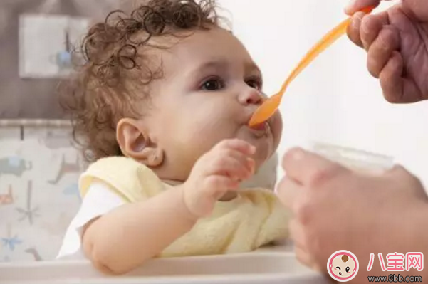 宝宝吃的辅食是混合好还是单独吃 宝宝辅食搭配
