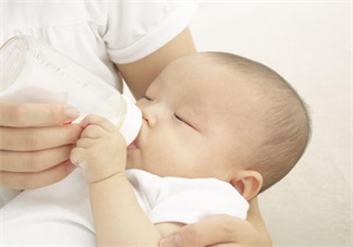 孩子不吃奶粉有什么办法 奶水少不吃奶粉吃什么
