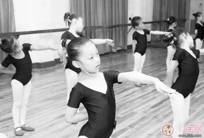 女童练舞缺少保护双下肢瘫痪 孩子跳舞时要注意保护哪些部位