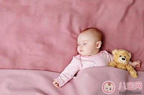 如何快速哄宝宝睡觉 快速哄宝宝睡觉的方法