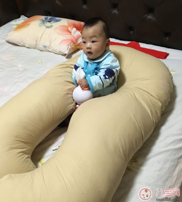 孕妇枕头有用吗 孕妇枕测评(哪种形状孕妇枕好)