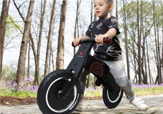 儿童骑行玩具有哪些 儿童骑行车的好处