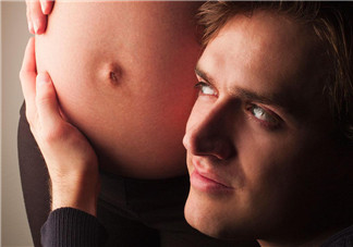 腹部胎教按摩 促进胎儿大脑发育