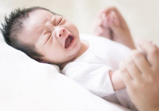 宝宝胀气怎么办 2017宝宝肚子胀气原因及解决办法