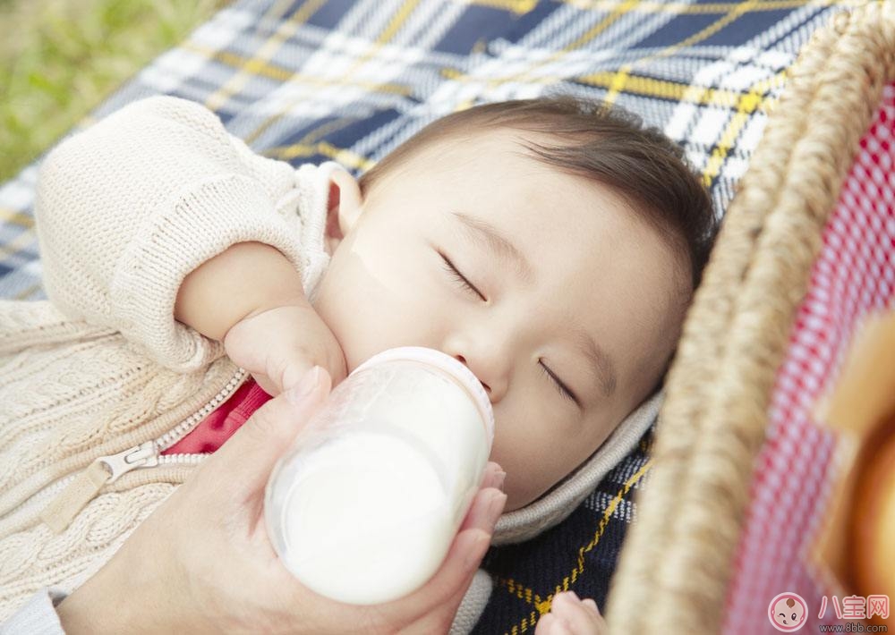 宝宝哺乳健康 如何预防婴儿配方奶过敏