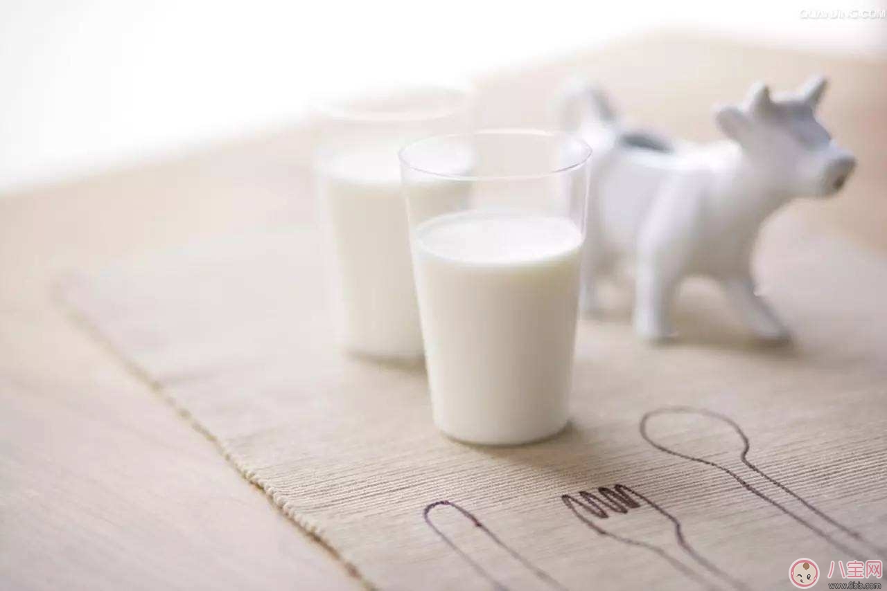 牛奶和配方奶 1岁后到底该喝什么
