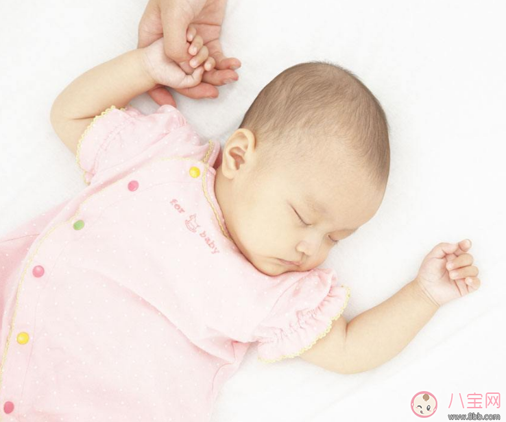 孩子嗜睡要注意 别是营养不良影响发育
