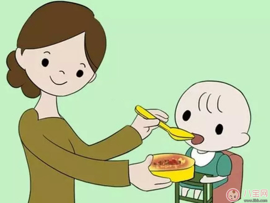 宝宝多大可以自己吃饭 怎么培养宝宝自己吃饭的习惯