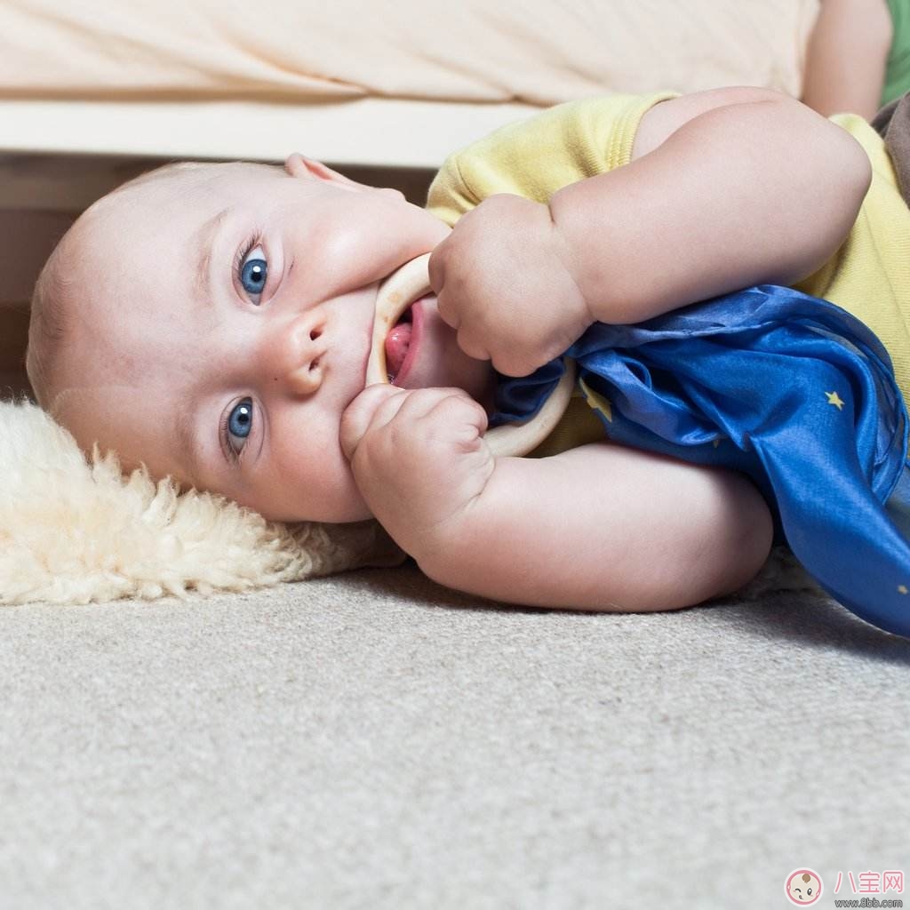 宝宝睡觉磨牙的原因 宝宝磨牙需要就医吗？