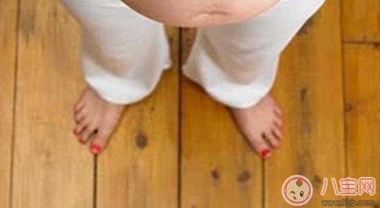 怀孕期间孕妇脚臭怎么办 怀孕了孕妇脚臭有什么解决方法