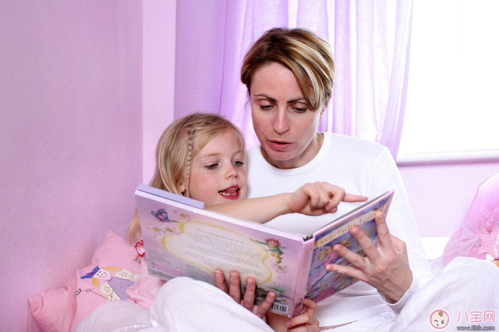 亲子阅读学习的好处 各年龄段亲子阅读书籍的选择