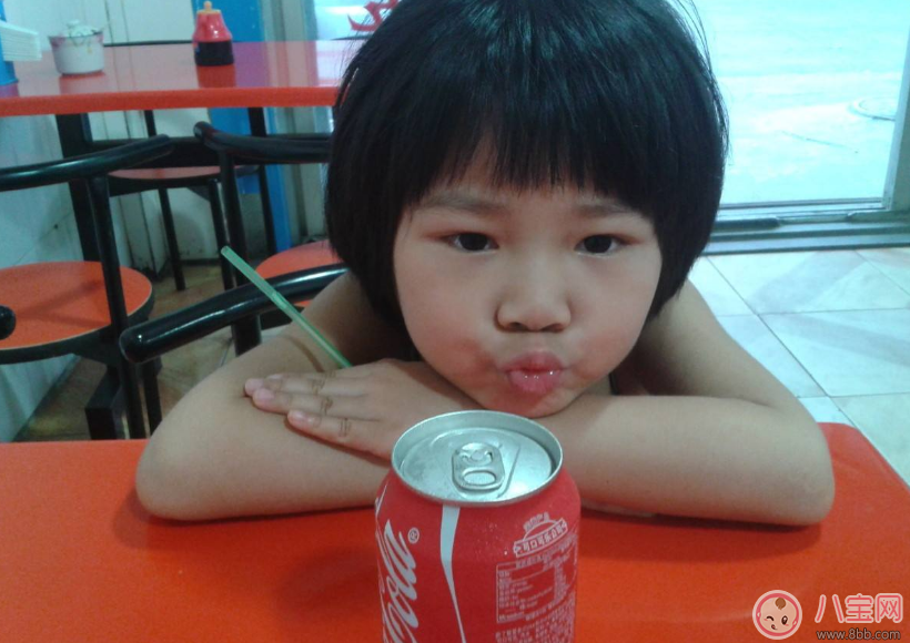 孩子爱喝可乐会得糖尿病吗 怎么让孩子戒掉可乐