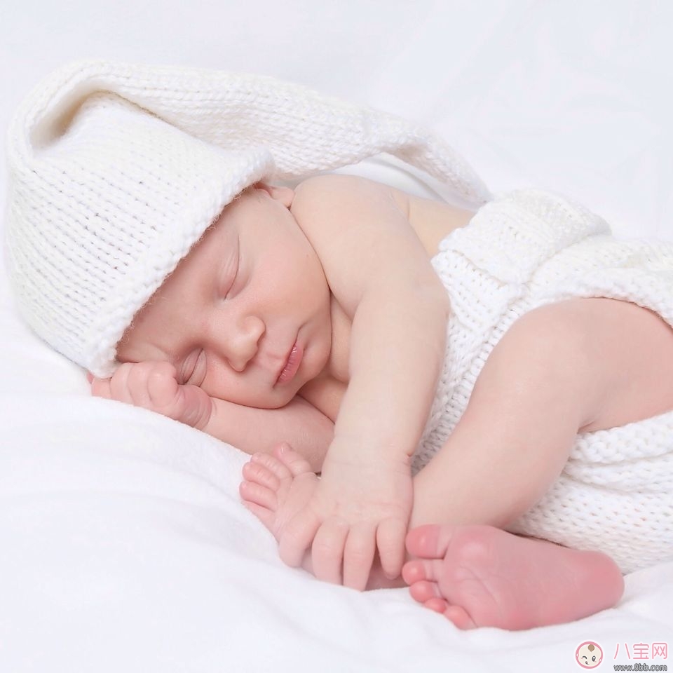 幼儿为什么睡不好 宝宝爱踢被子怎么办