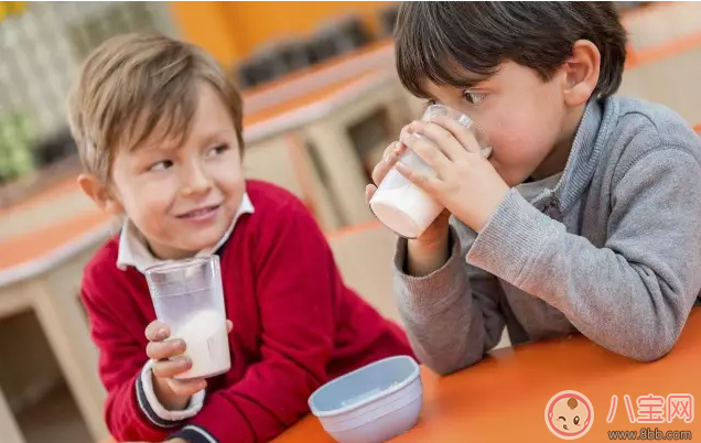 宝宝喝的牛奶选哪种比较好 1-6岁孩子牛奶选购指南