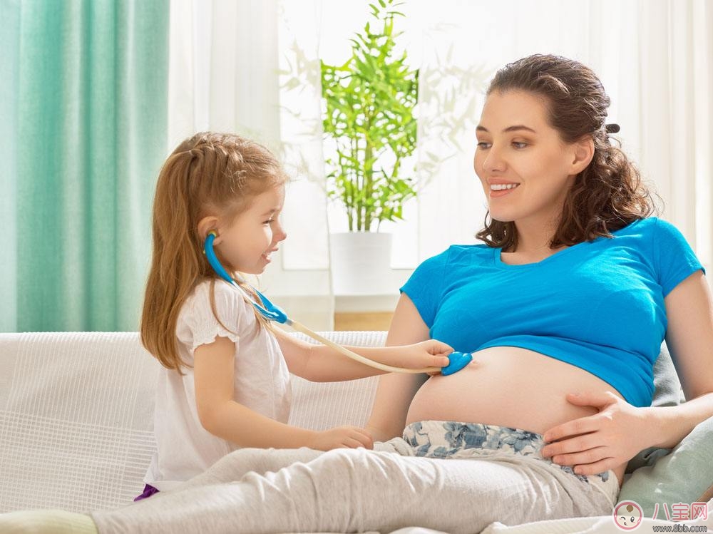 金荷娜孕初期照片 孕初期如何舒缓孕吐