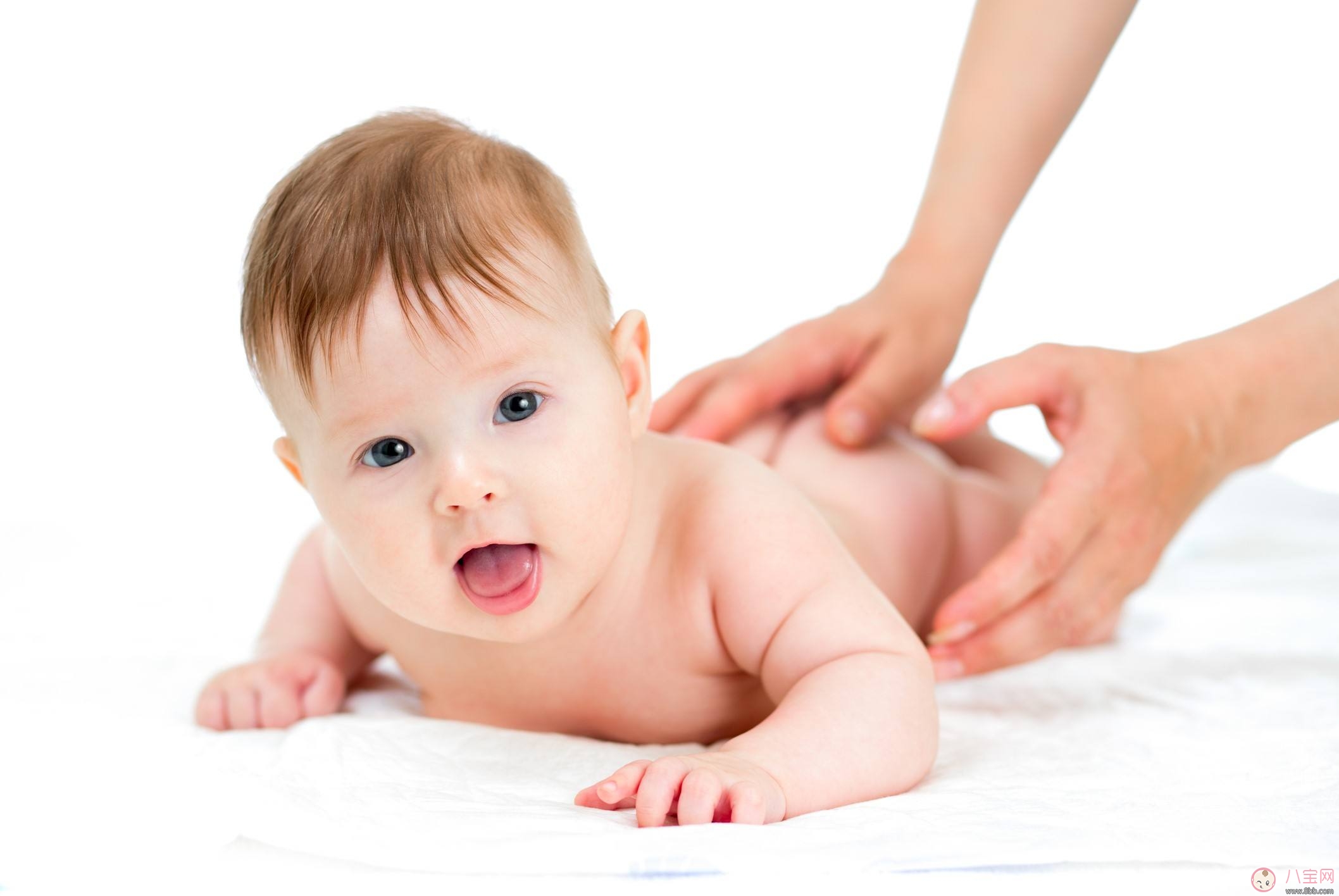 什么会引起宝宝湿疹 哺乳期宝宝湿疹妈妈怎么吃比较好