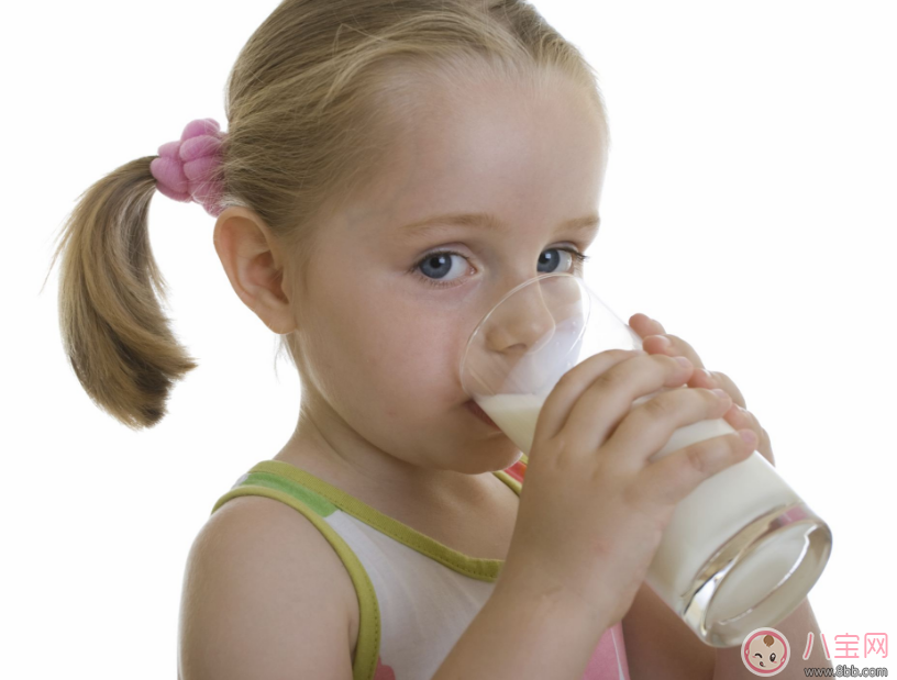 孩子吃奶片等于喝牛奶吗 光吃奶片可以补钙吗