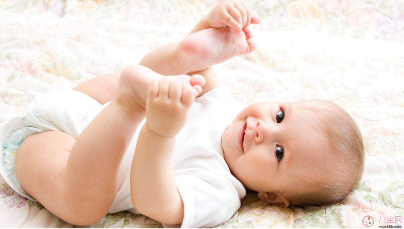 宝宝呕吐是食物过敏吗 如何处理孩子呕吐
