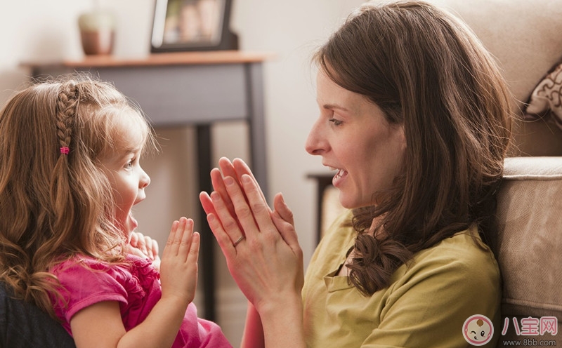 为什么两三岁还没有开口说话 父母如何教宝宝说话