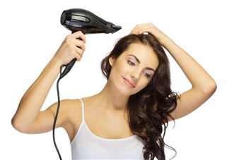 哪些是错误的吹头发方式 产后如何护理头发避免掉发