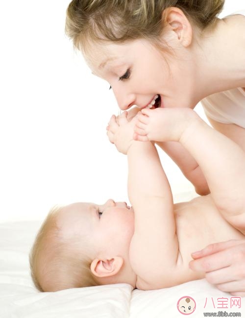宝宝熟睡应该唤醒宝宝吗 如何建立宝宝良好睡眠习惯