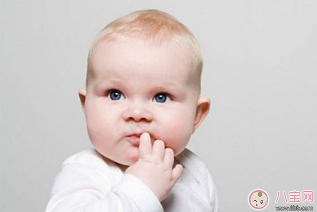 宝宝吃奶粉奶粉还是喂母乳顶饿 给宝宝喂奶粉宝宝容易饿是什么原因