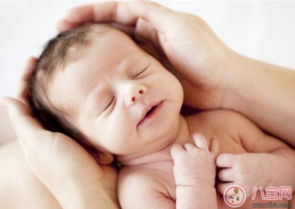 怎么给宝宝进行皮肤护理 宝宝皮肤护理有哪些误区