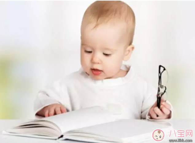 宝宝|宝宝的大脑发育的高峰期是什么时候 什么时候开发宝宝智力最好