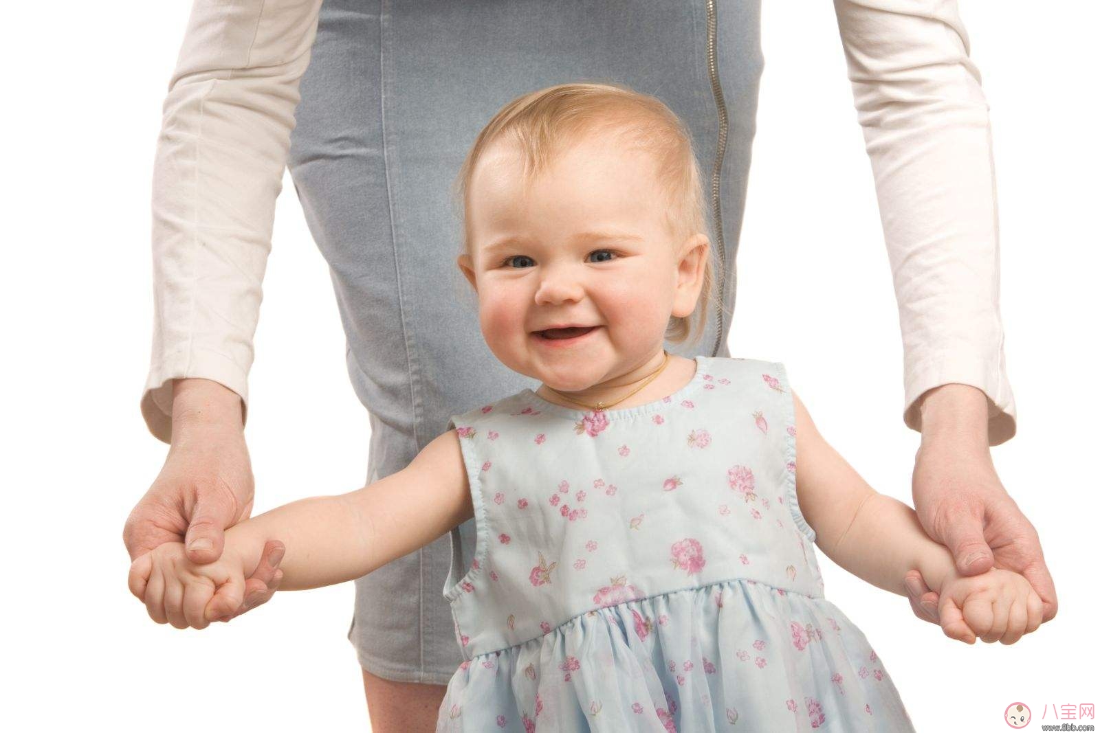 宝宝学走路怎么保持平衡 幼儿走路不良姿势有什么影响
