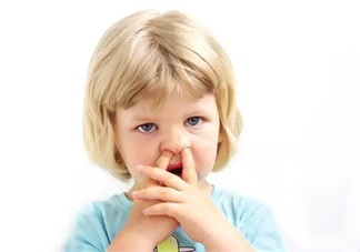 孩子秋季经常流鼻血是怎么回事 孩子流鼻血是因为生病了吗