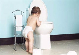什么时候开始教孩子如厕训练比较好 教孩子上厕所怎么教