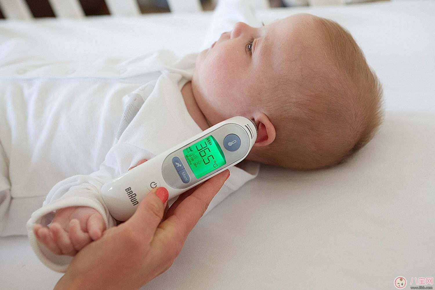 为什么宝宝睡觉总是流汗 如何诊断及治疗幼儿多汗症