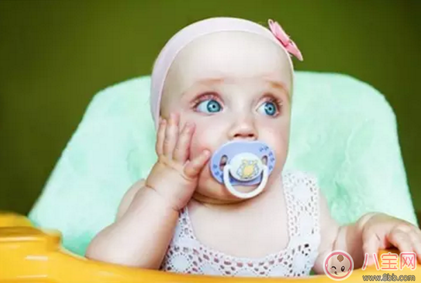 引导8个月宝宝说话的方法 如何引导7-9个月孩子开口说话交流