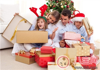 圣诞节给孩子送什么礼物 不同年龄段的孩子适合的礼物有哪些
