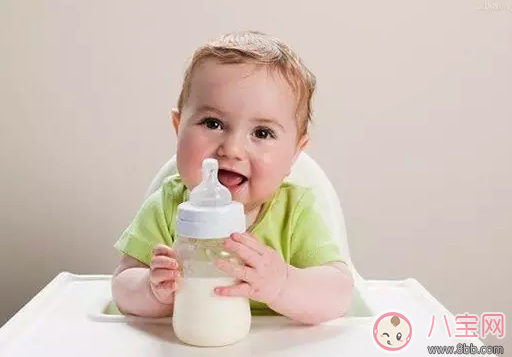 如何正确解冻母乳 在冬天正确给宝宝温奶的方法有哪些