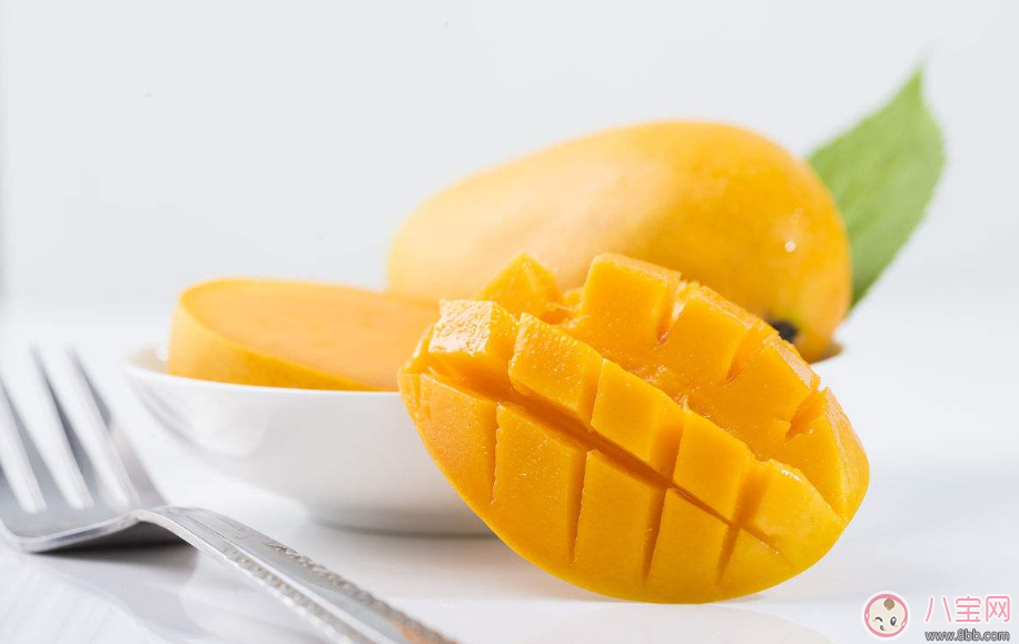 剖腹产坐月子的时候可以吃芒果吗 产后吃芒果会怎么样