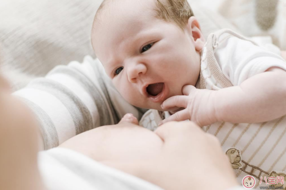 母乳不足只能给宝宝喝奶粉怎么办 孩子不喝母乳对他的影响大吗
