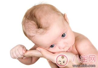 新生儿肌肤如何护理   冬季新生儿多久洗一次澡
