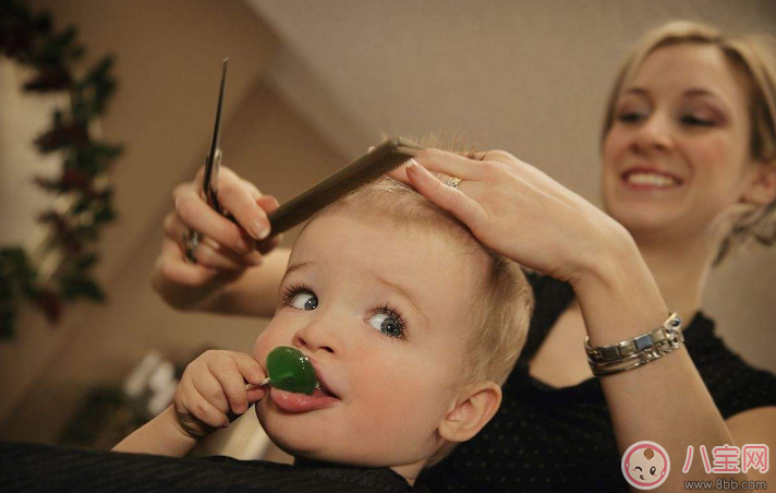 帮宝宝理发需要准备哪些东西  怎么帮宝宝剃发