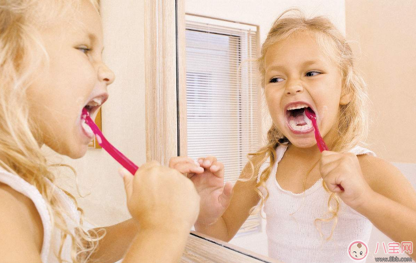 冬天孩子不想刷牙怎么办 怎么让孩子愿意刷牙