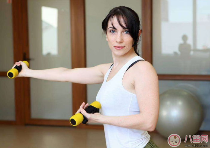 产后如何训练肌肉  哪些运动适合产后肌肉训练