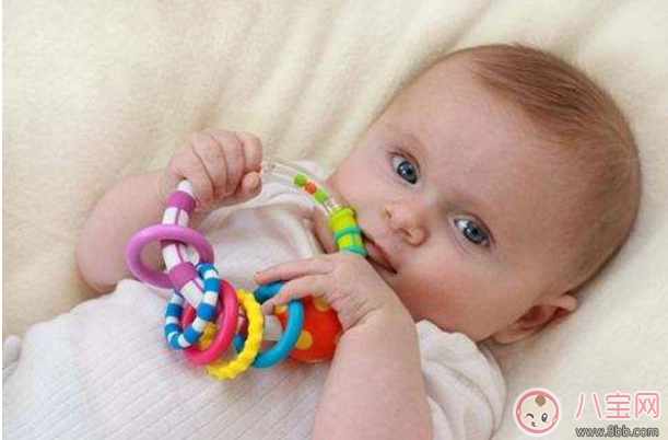 三岁宝宝益智玩具有哪些 三岁宝宝挑选益智玩具要注意什么