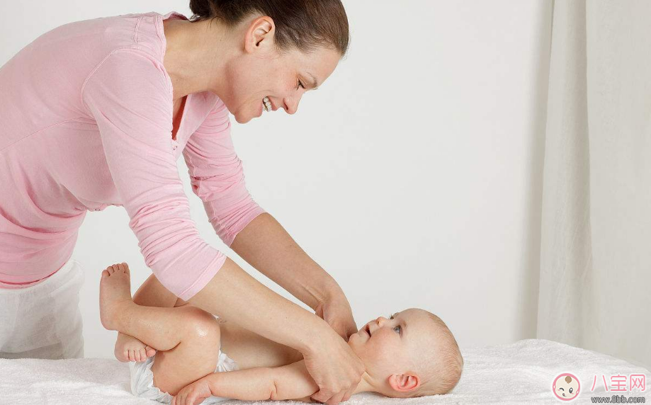 如何利用中医按摩调理宝宝身体  按摩哪里提升宝宝换季抵抗力
