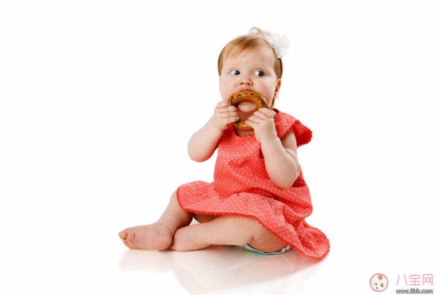 一岁宝宝可以吃薯片吗   适合婴幼儿的健康零食有哪些