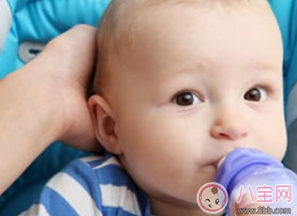宝宝厌奶期是什么时候 宝宝厌奶期有哪些表现