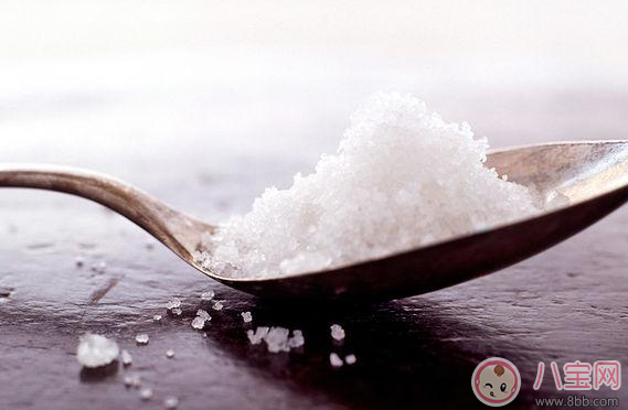 融雪的盐能不能吃 食用盐为什么可以融雪