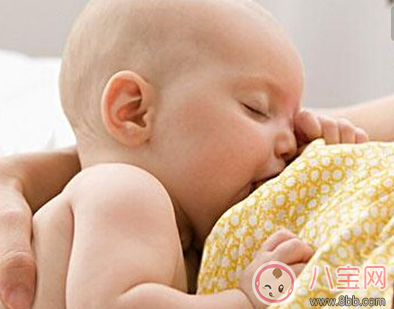 宝宝吃奶频繁怎么回事 婴儿不停吃奶会撑到吗