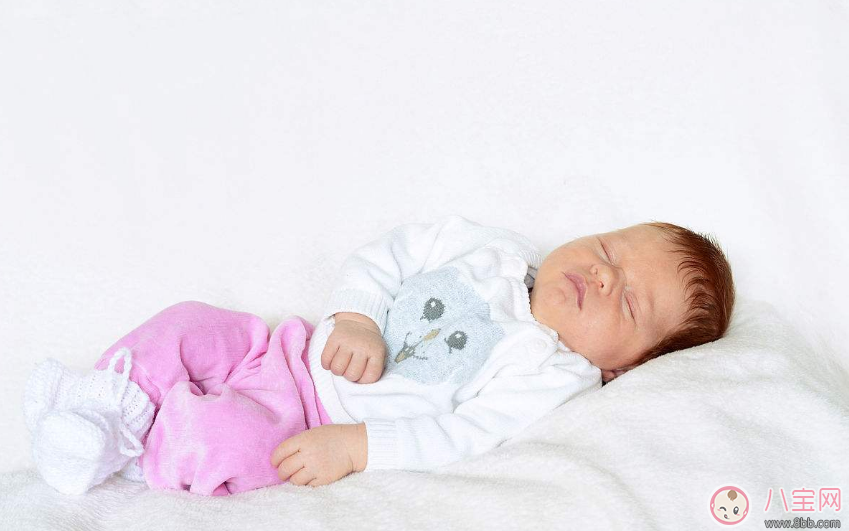 怎么快速哄宝宝睡觉 根据孩子的睡眠特点哄睡方法