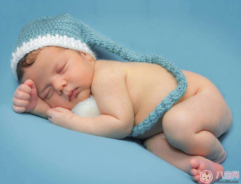 育儿|宝宝不睡觉会影响生长发育吗 月子里的宝宝一整天不睡觉哭闹怎么办