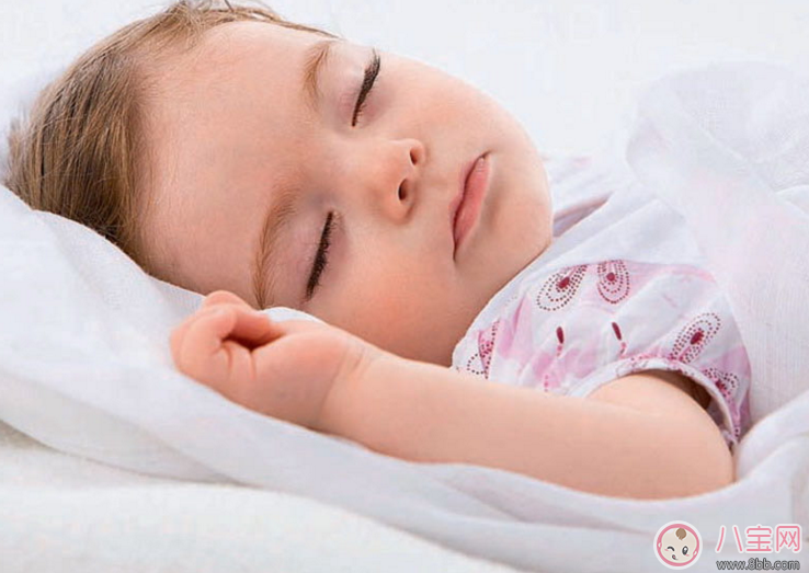 宝宝睡觉打鼾怎么办 宝宝睡觉打呼噜正常吗